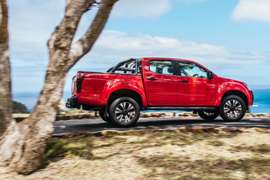  Isuzu D-Max X-Rider Double Cab 2018 года  (ZA) (фото 4 из 32)